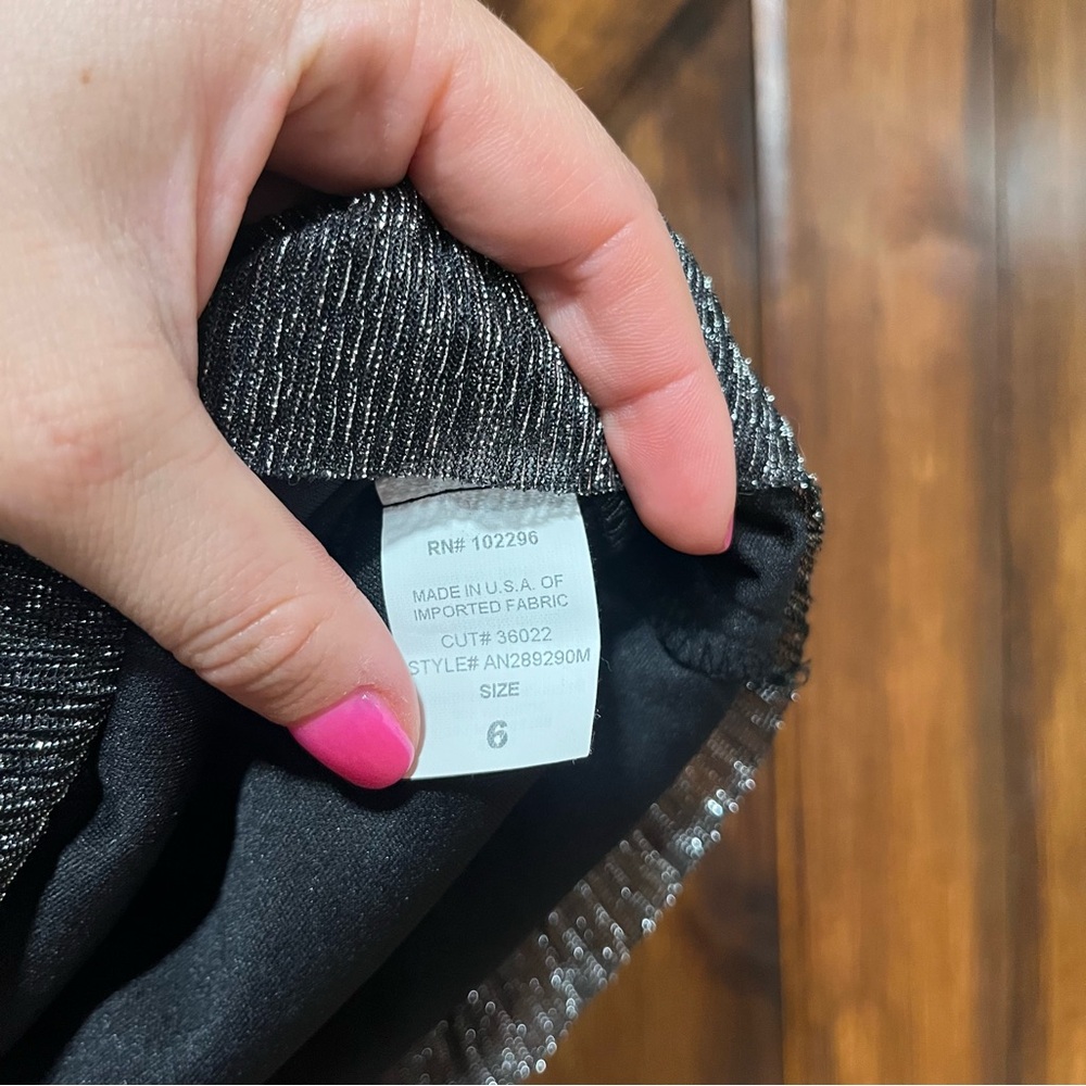 Dressbarn shimmer top - Picture 5 of 5